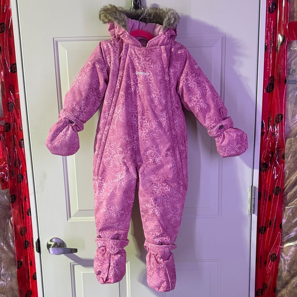 OshKosh Baby Girl 1-Piece Taslan Snowflake Print Snowsuit - pink - Picture 3 of 16